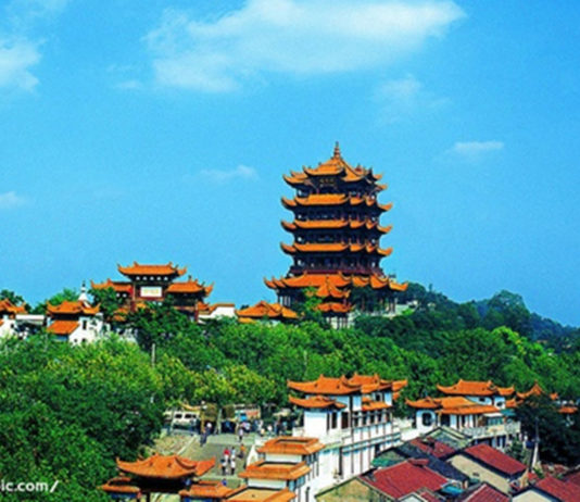 Lý Bạch và bài thơ Hoàng Hạc Lâu