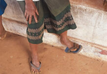 BÀ ƠI! BÀ ĐANG Ở CÕI NÀO?