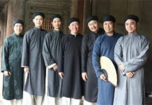 Ngày Tết Nói Chuyện Khăn Áo